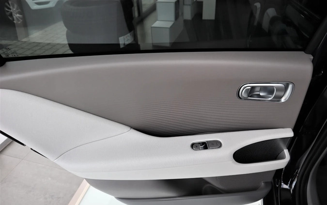 Hyundai IONIQ 6 cena 250400 przebieg: 4, rok produkcji 2023 z Głuszyca małe 631